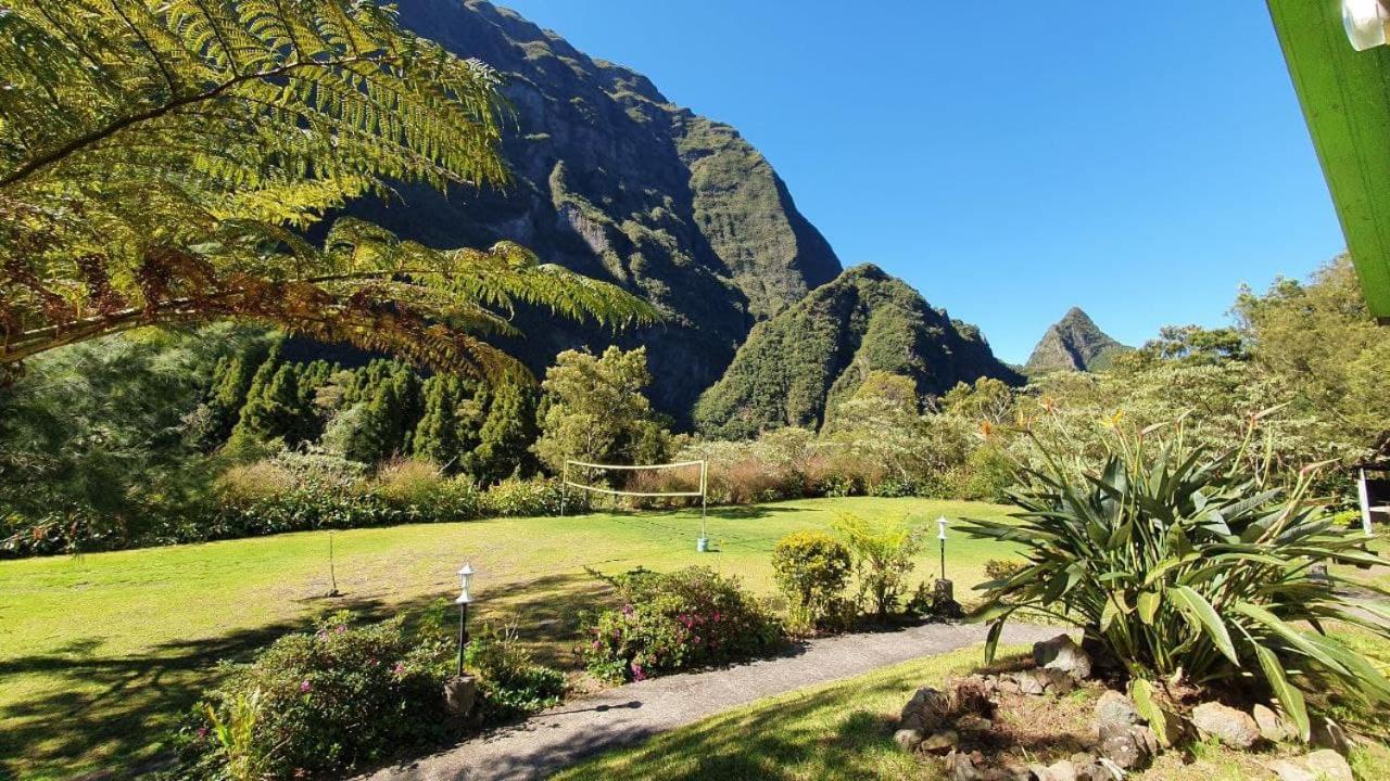 Olatika - Gite Des Cascades Cilaos Exteriör bild