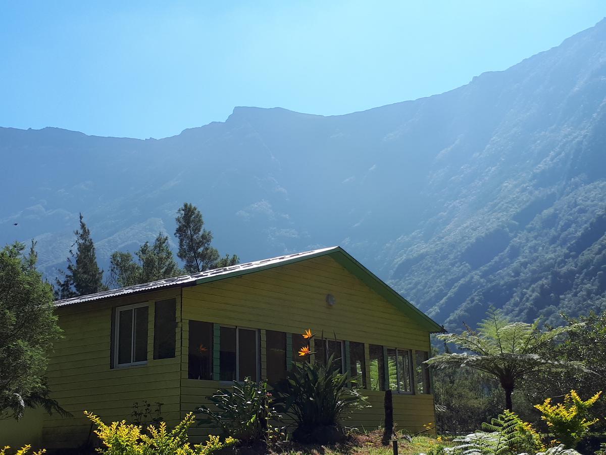 Olatika - Gite Des Cascades Cilaos Exteriör bild